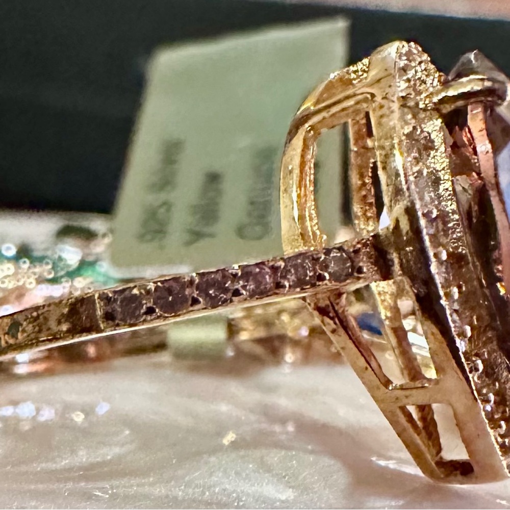 Genuine 3.28 carats Smoky Quartz ring in rose gold with genuine white sapphires - Picture 5 of 7